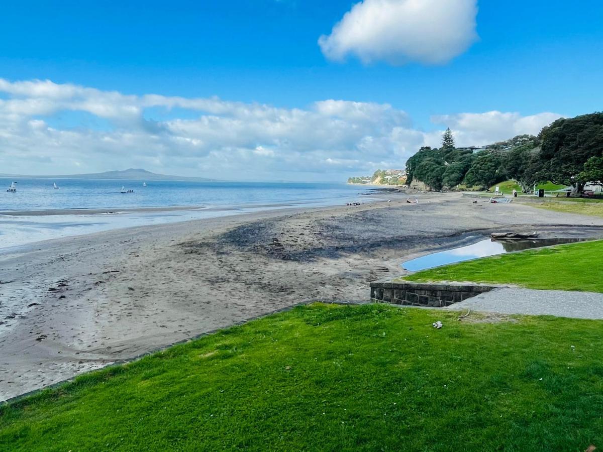 Whitby Studio - Mairangi Bay Beach Auckland Eksteriør billede