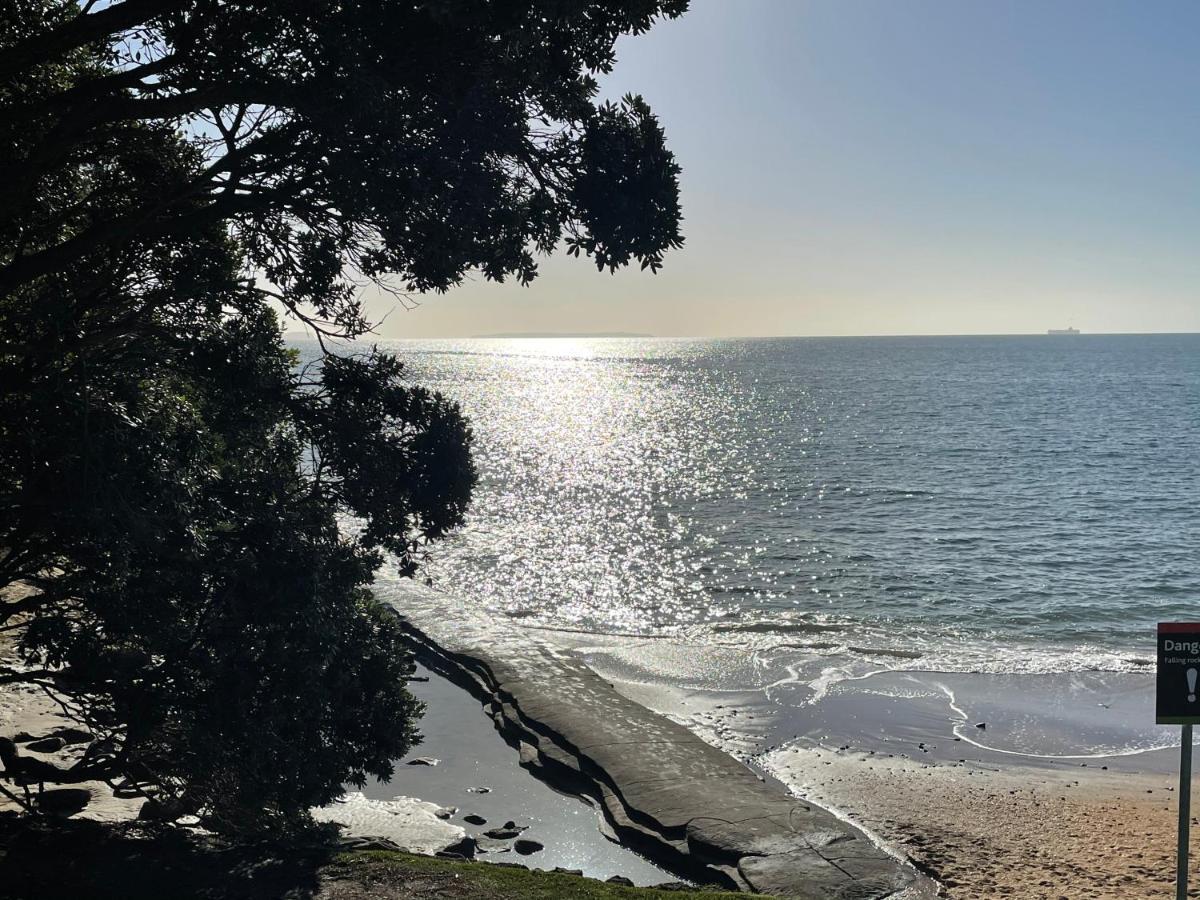 Whitby Studio - Mairangi Bay Beach Auckland Eksteriør billede